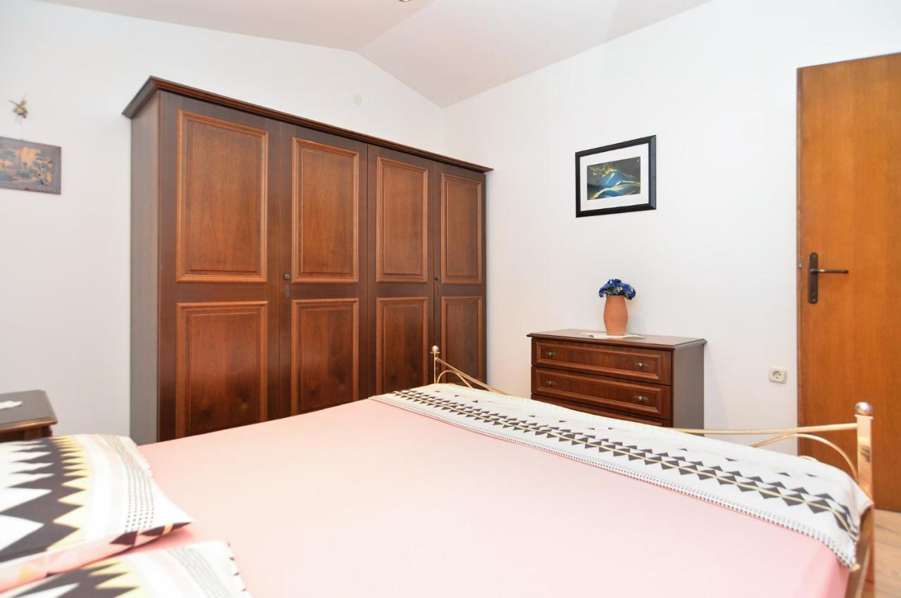 Apartments Vrcevan 811 梅杜林 外观 照片