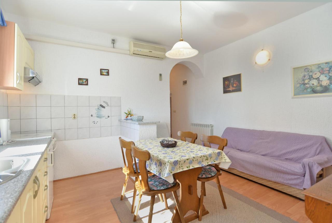 Apartments Vrcevan 811 梅杜林 外观 照片