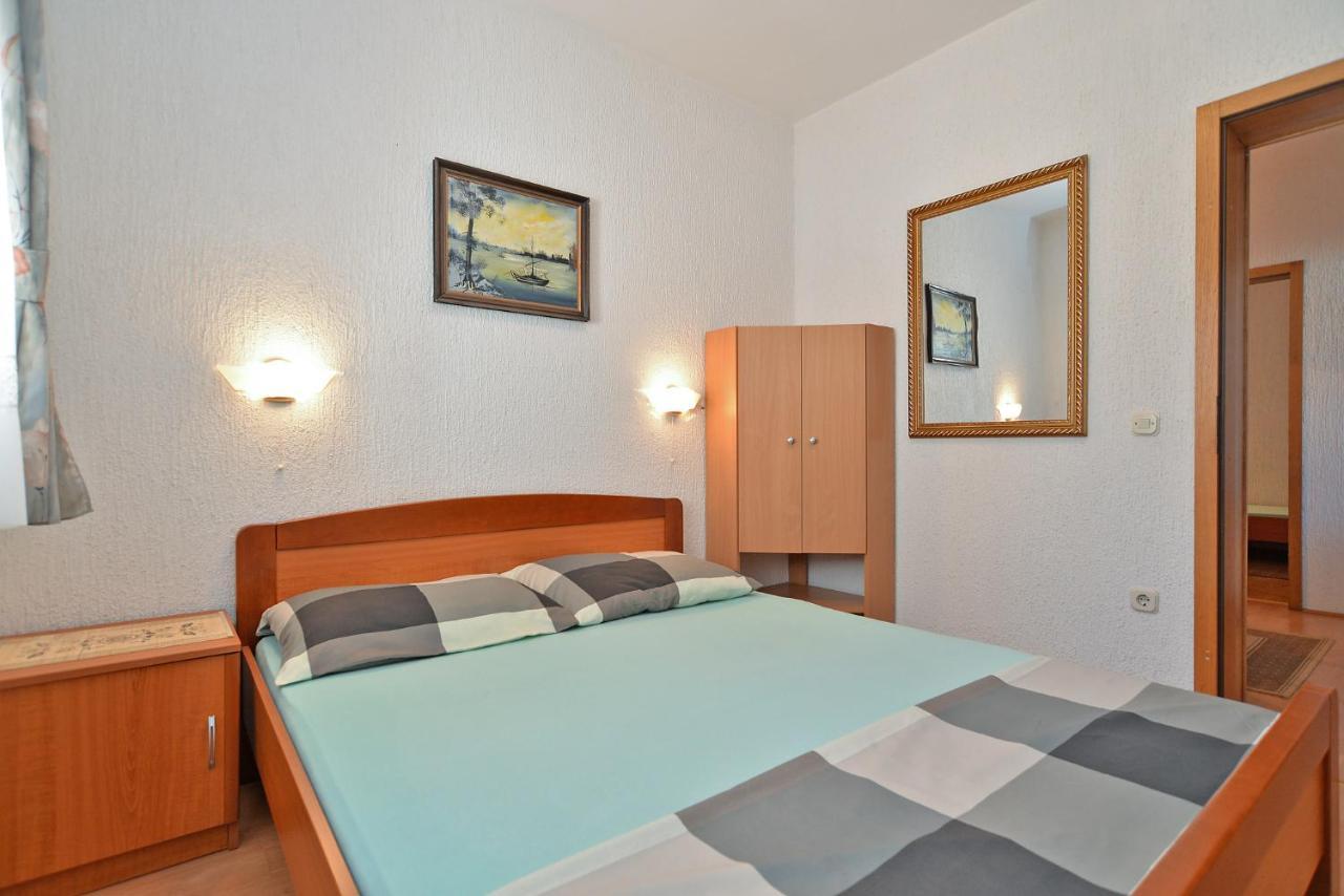 Apartments Vrcevan 811 梅杜林 外观 照片