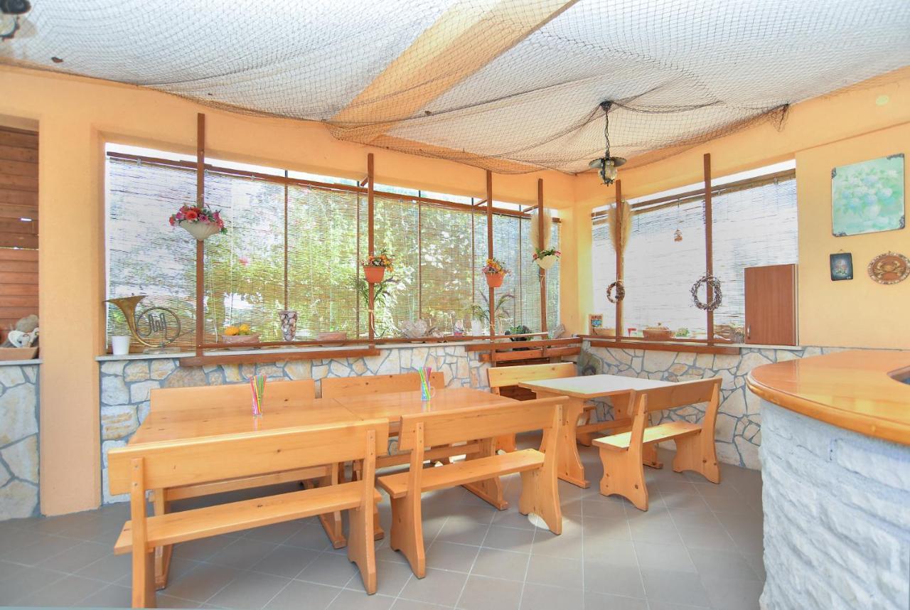 Apartments Vrcevan 811 梅杜林 外观 照片
