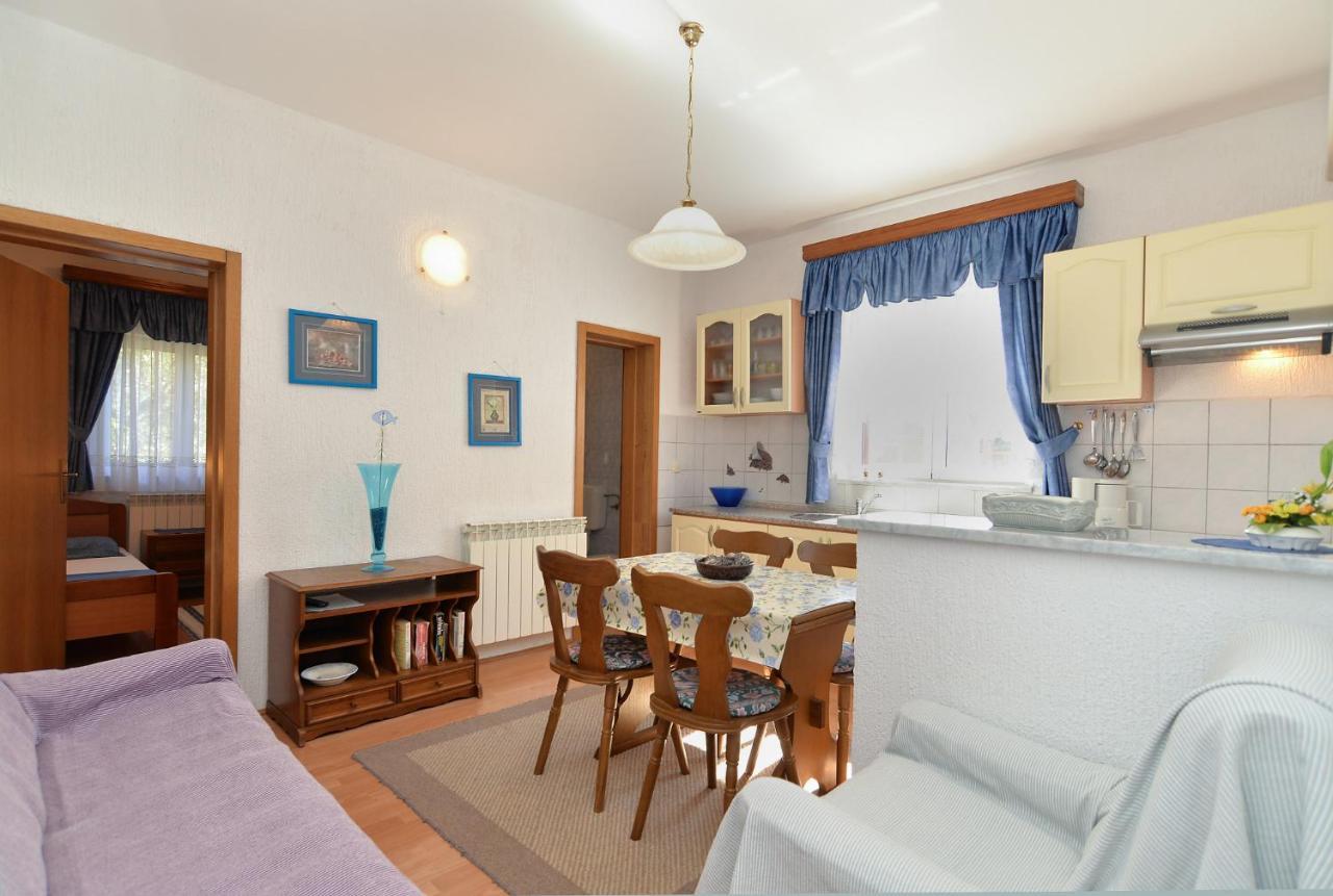 Apartments Vrcevan 811 梅杜林 外观 照片