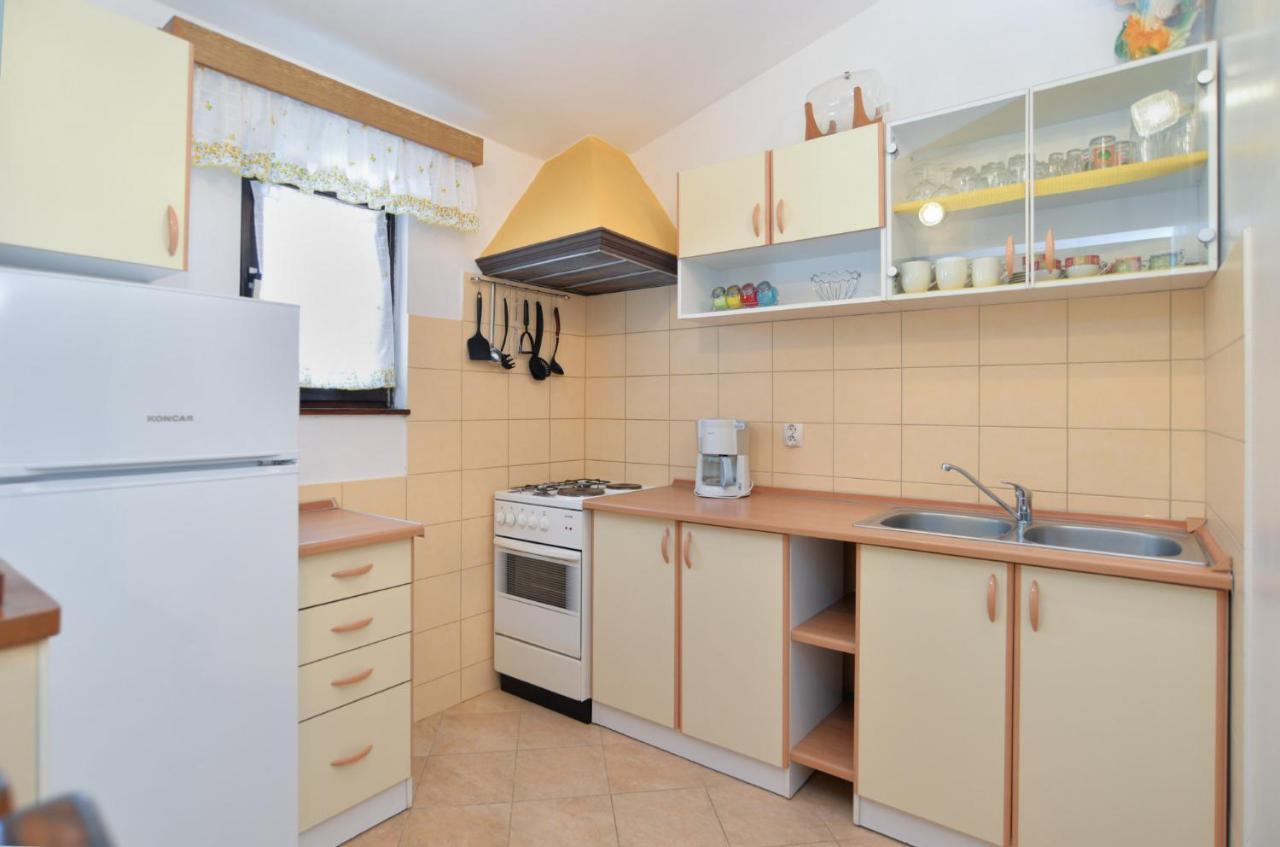 Apartments Vrcevan 811 梅杜林 外观 照片